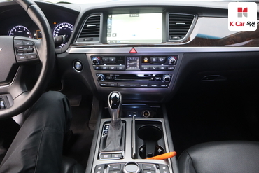 2016 - hyundai g330