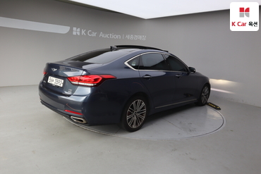 2016 - hyundai g330