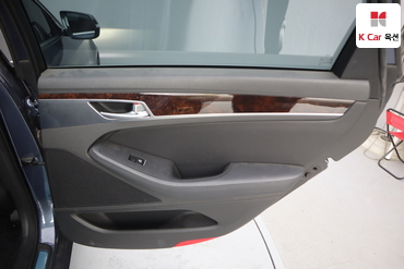 2016 - hyundai g330