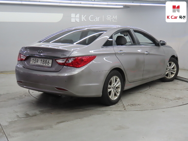 2011 - hyundai sonata