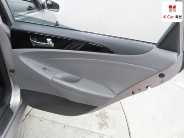 2011 - hyundai sonata