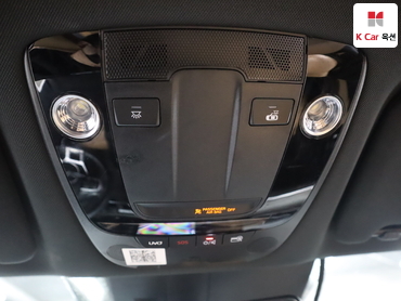 2022 - kia k5