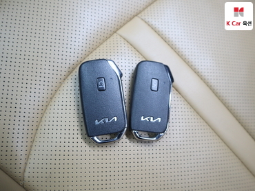 2022 - kia k5