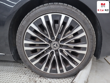 Mercedes-Benz S450L 2022 — صورة 43