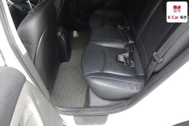 2012 - hyundai avante