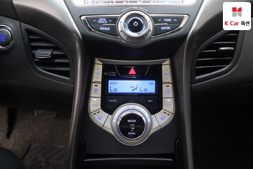 2012 - hyundai avante