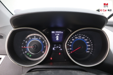 2012 - hyundai avante