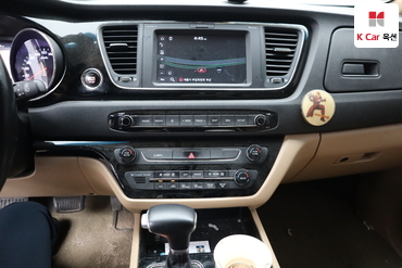 2019 - kia carnival