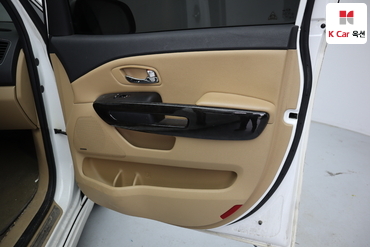 2019 - kia carnival