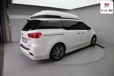 2019 - kia carnival