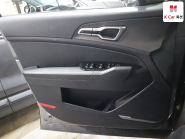 2023 - kia sportage