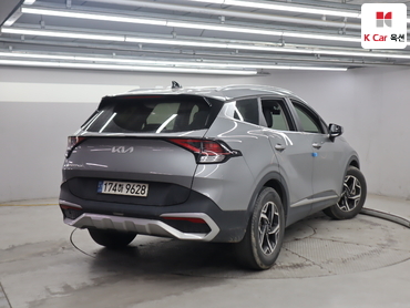 2023 - kia sportage