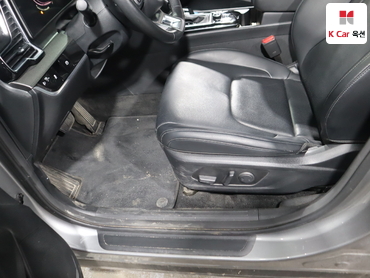 2023 - kia sportage