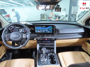 2023 - kia carnival