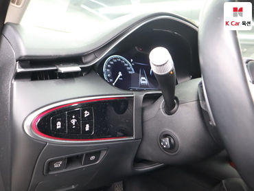 2021 - genesis gv70