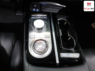 2024 - genesis g80