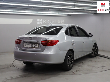 2010 - hyundai avante