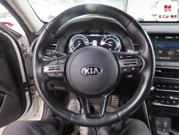 2020 - kia k7
