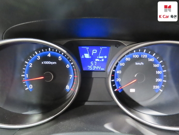 2010 - hyundai tucson