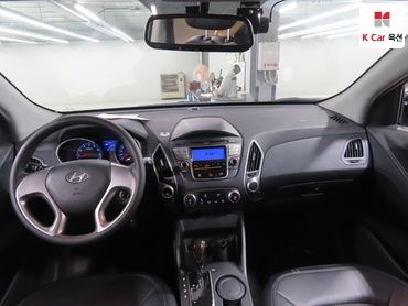 2010 - hyundai tucson