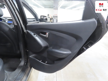 2010 - hyundai tucson