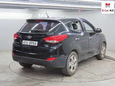 2010 - hyundai tucson