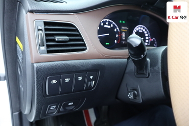 2010 - hyundai bh380