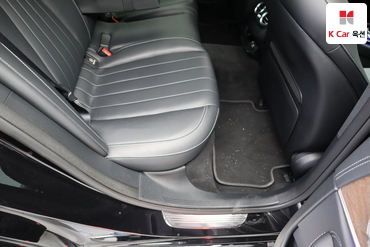 2019 - mercedes-benz e300
