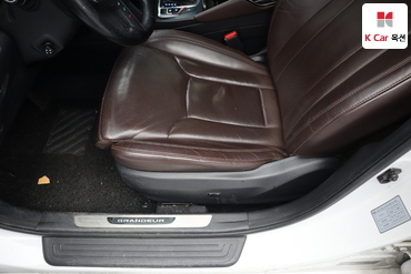 2016 - hyundai grandeur