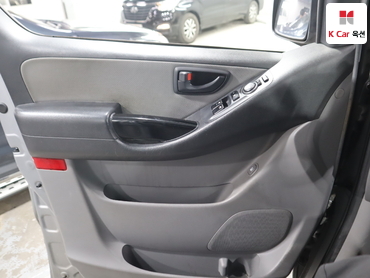 2019 - hyundai grand starex