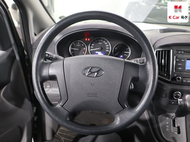 2019 - hyundai grand starex