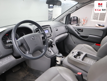 2019 - hyundai grand starex