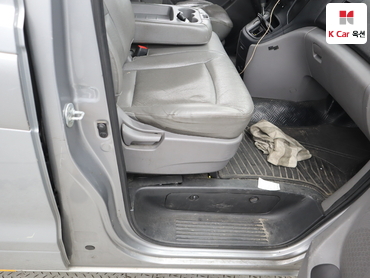 2014 - hyundai grand starex