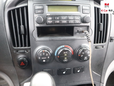 2014 - hyundai grand starex