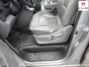 2014 - hyundai grand starex