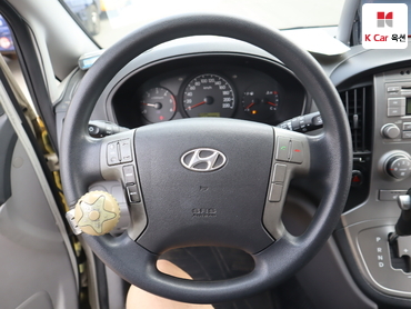 2013 - hyundai grand starex