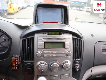 2013 - hyundai grand starex