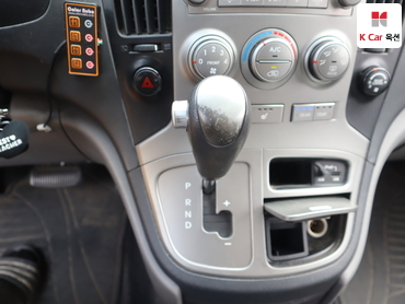 2013 - hyundai grand starex