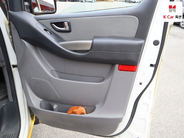 2013 - hyundai grand starex