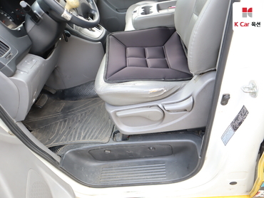 2013 - hyundai grand starex