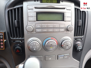 2013 - hyundai grand starex