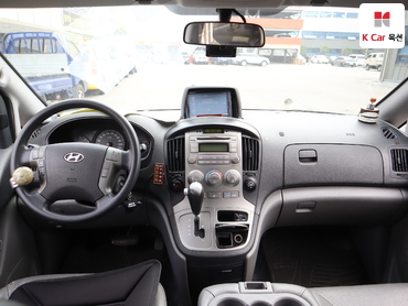 2013 - hyundai grand starex