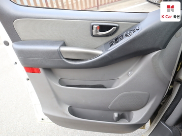 2013 - hyundai grand starex