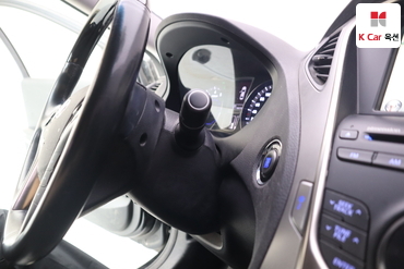 2011 - hyundai grandeur