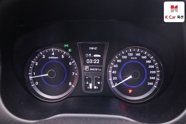 2011 - hyundai grandeur