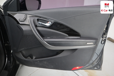2011 - hyundai grandeur