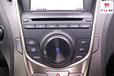 2011 - hyundai grandeur