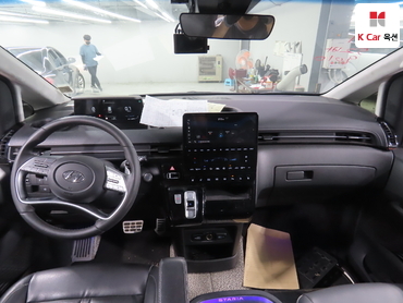 2022 - hyundai staria