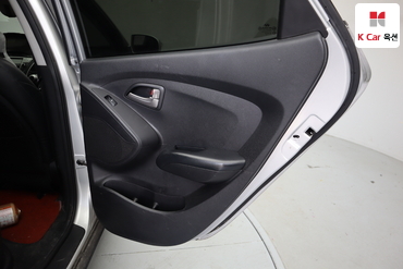 2010 - hyundai tucson