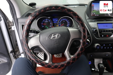 2010 - hyundai tucson
